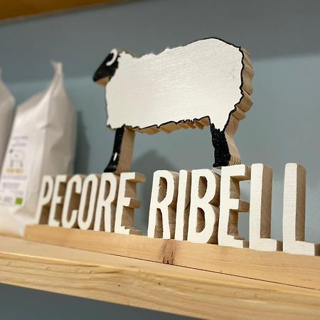 Pecore Ribelli Міра Екстер'єр фото